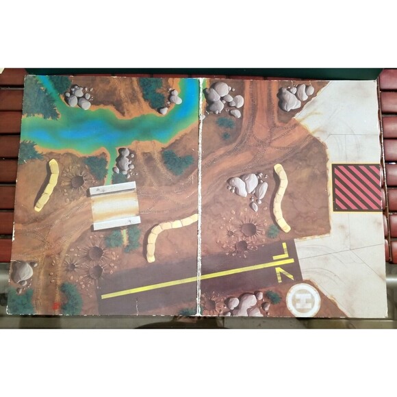 1995 Galoob Micro Machines Battle Zones Night Attack Search Light Tower & Mat - Picture 4 of 4